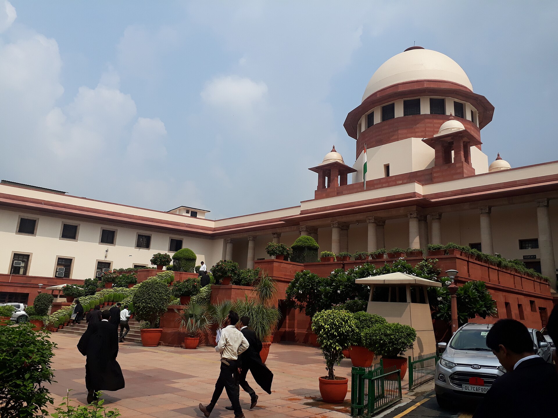 Supreme Court of India, inside buildings 01